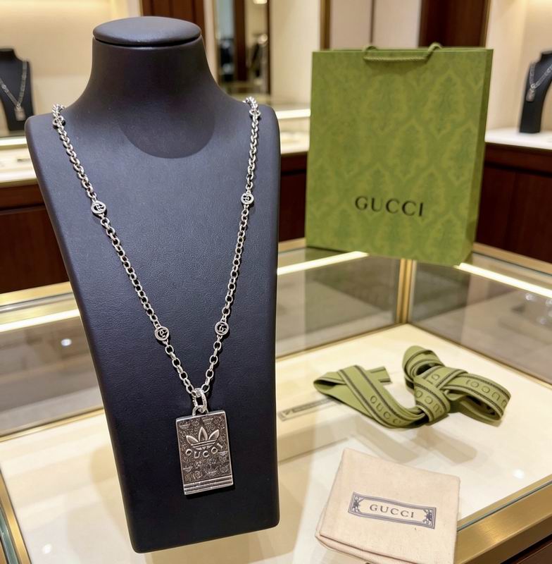 Gucci Necklace 04yxs28